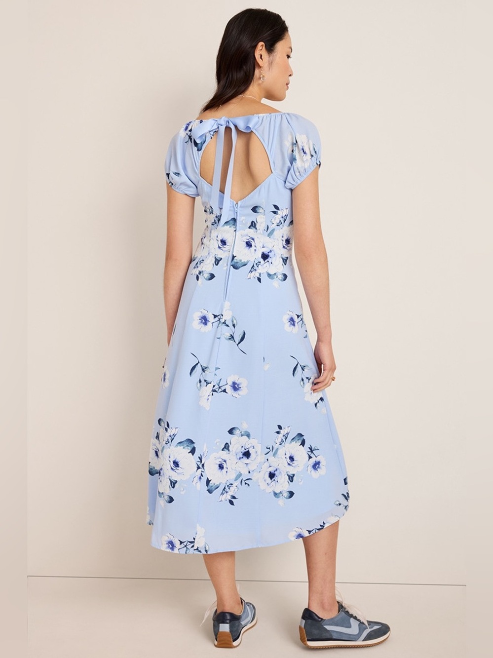 Francesca’s Cathryn Floral Tie Back Midi Dress